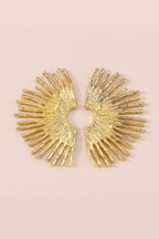 Pendientes de metal con borde ondulado