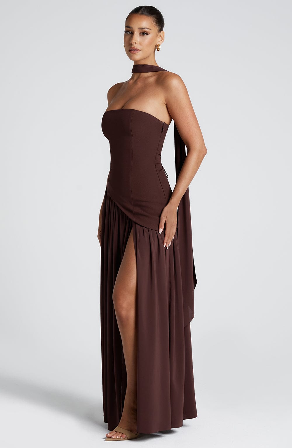 Aria – Sculpted Strapless Flow Maxi Dress